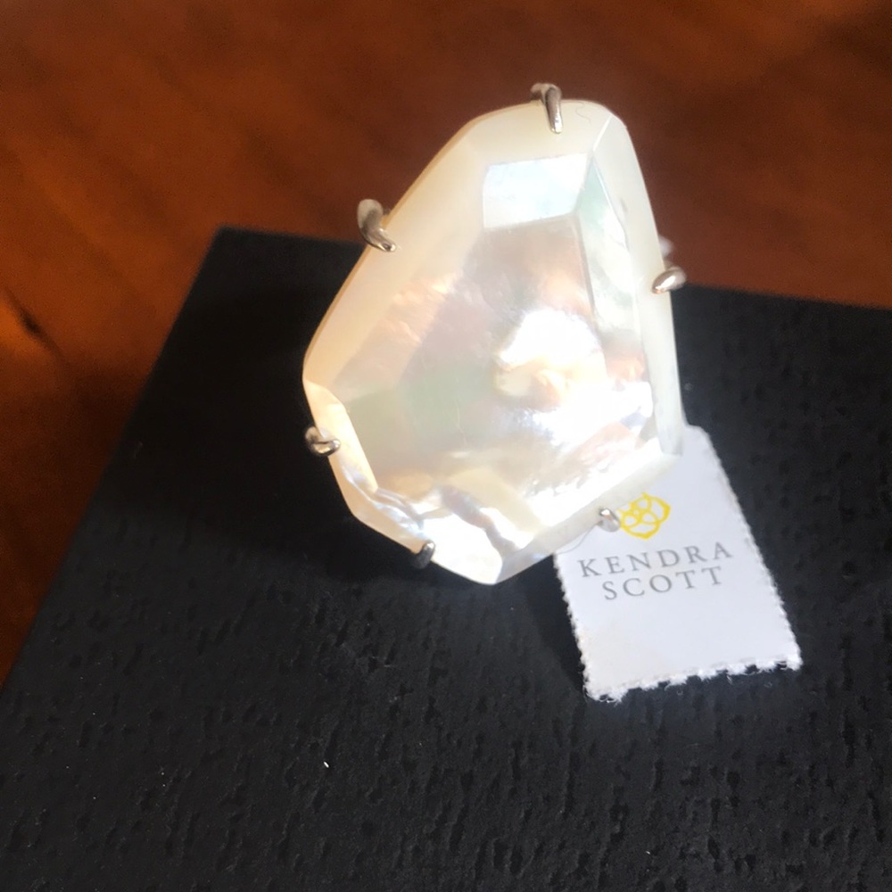 Kendra Scott Ring